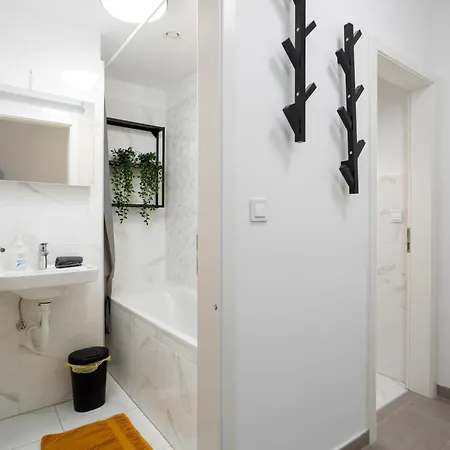 New Tranquil With Free Parking Apartman Budapest